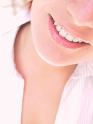 口コミ評価高い！豊橋市の歯医者さんでホワイトニングしてもらったら笑顔が素敵になって褒められました！