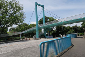 野毛つり橋