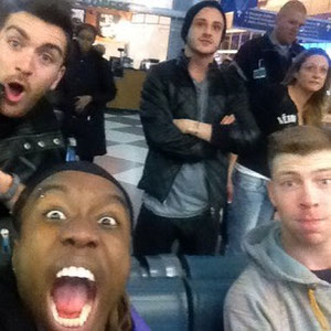 20130203 beast9688  @awinghart @TeddyForance @mishagabriel ahhhhhhh How random us 4 teachers. dancers get stranded in CHICAGO ... Watching the Super Bowl !! 3 of my favorite dancers ! 