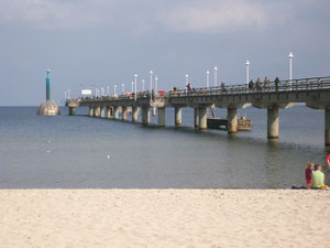Blick vom Stand auf die Seebrücke