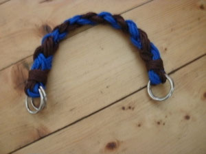 Sidepull rund geflochten in Wolle ohne Kern Preis 15,-