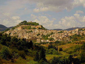 Vista panoramica della città (Calatafimi-Segesta)