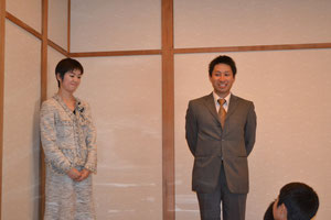右 池ちゃん 左 奥様 祝賀会の様子