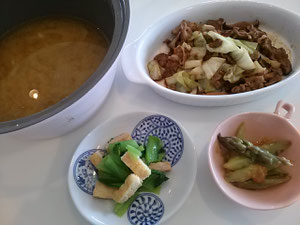 大阪兵庫で家事代行サービスの夕食作りでキャベツのみそ炒め