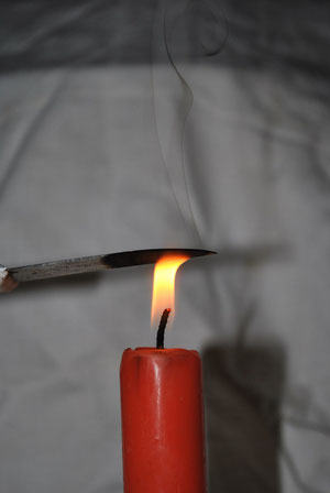 Abkühlende Kerzenflamme