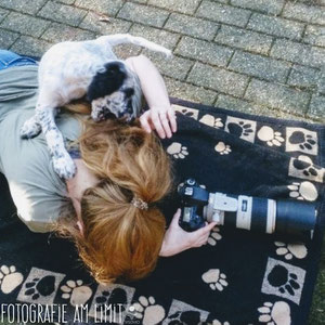 Hinter der Kamera von VISOVIO. Voller Einsatz für euch. ♡ #fotografieamlimit #spitzezähnchen #englishsetter #setterkalender #makingof