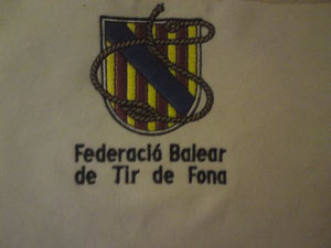 Das Wappen des Balearischen Schleudererverbands