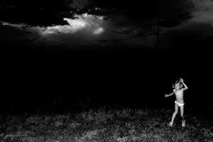 surgie de la nuit