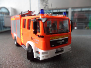 Hilfeleistungslöschfahrzeug 20/16