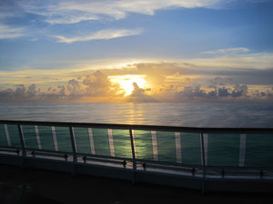 Sonnenaufgang in der Südsee