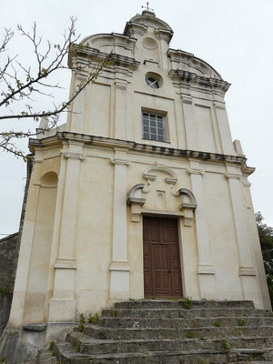 Novale - Eglise Saint Etienne, d'esthétique baroque, construite en 1740