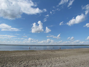 L'homme au centre du triangle Terre-Ciel-Mer