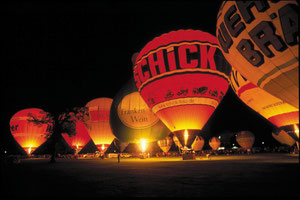 Ballon glühen - Heißluftballonfestival.