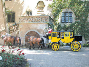 Schloss Aschach + Postkutsche
