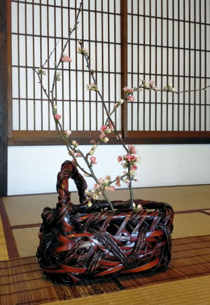 伝統工芸士 高江雅人「竹のバッグ&花入」展 - 九つ井 山の上 伝統工芸士 高江雅人「竹のバッグ&花入」展 - 九つ井 山の上