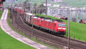 03.04.2010 Drei Güterzüge der DB