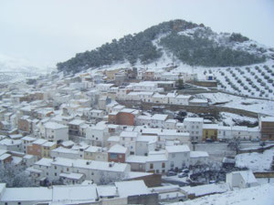 Montejícar, cubierto de nieve