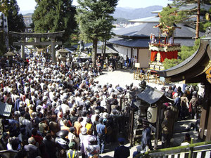 秋の高山祭「八幡祭」（はちまんまつり）