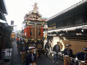 秋の高山祭「八幡祭」（はちまんまつり）