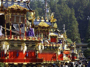 秋の高山祭「八幡祭」（はちまんまつり）