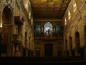 L'organo visto dalla navata
