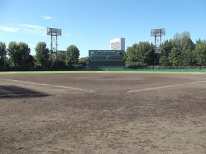 黒土野球場　　整備前