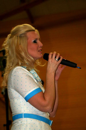 Kéty Lucy (62) , tournée " NOS PLUS BELLES ANNEES "  2012