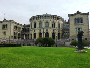 das Parlamentsgebäude in Oslo