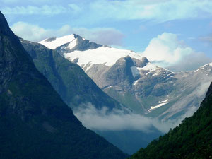 Blick auf den Gletscher am Morgen unserer Abreise