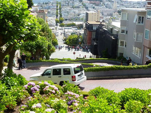 Die gewundenste Straße der Welt - die Lombard Street