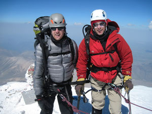 Stef Wolput and Sam Kisson on the Summit od Elbrus