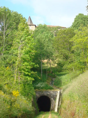 le tunnel des Nonières (à 10 minutes à pied du gîte)