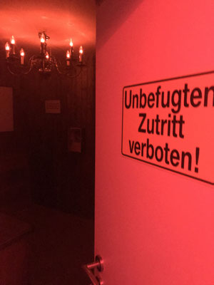 Exit Game Secret Lab Locked Room Dusseldorf