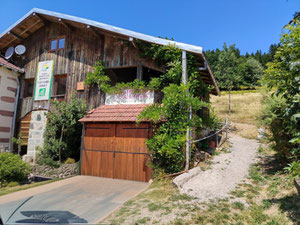 gîte de 65m2 et d'une terrasse couverte de 25m2