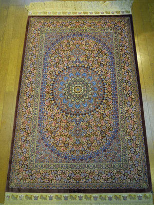 ペルシャ絨毯　QUMsilkｸﾑｼﾙｸ　Aboulghasem Jeddiｱﾎﾞﾙｶﾞｾﾑ ｼﾞｴｯﾃﾞｨ
