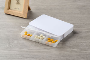 カバー付小物入れ