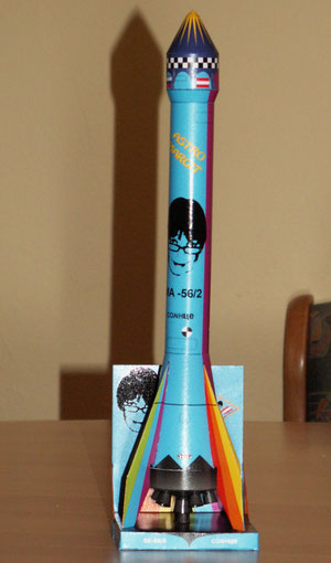 Umgefärbte Rakete von Heinz Vogrin, Marke "Astro Margit". It's Magic - YEAH!