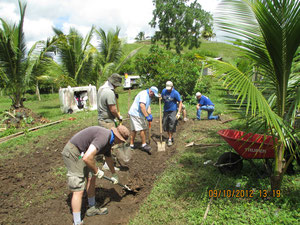 Digging out the foundation for Pastor Miguel's house in Camalote