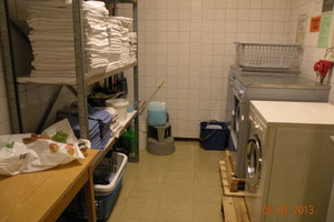 Häftlinge müssen sich die gesamte Wäsche selber waschen