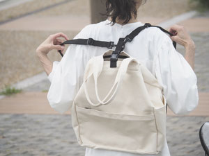 シンプルがかわいいボストンバッグ