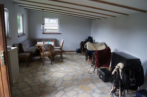 Sattelkammer mit Reiterstübchen und kleiner Küche