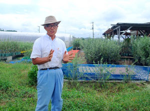 オリーブ栽培にも取り組む木田ファームの木田氏