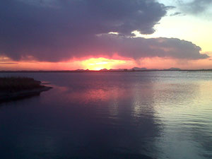 Laguna sud Venezia: tramonto con vista dei Colli Euganei da botte Fontana