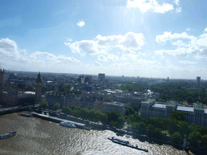 Looking north - photo taken by Anthony Zois ; 2010