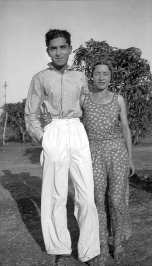 MSI Collection ; India - Delia with Adi S Irani