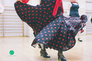 sevillanas, flamenco, falda, baile, españa