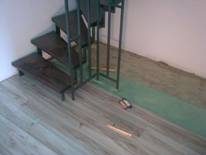 Laminatboden fast fertig