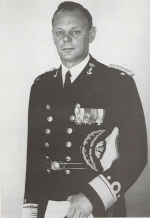 Vice-Admiraal B.Veldkamp.