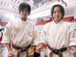 前田島光里選手(右)と、田福美香選手(提供写真)
