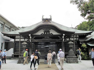 泉蔵寺